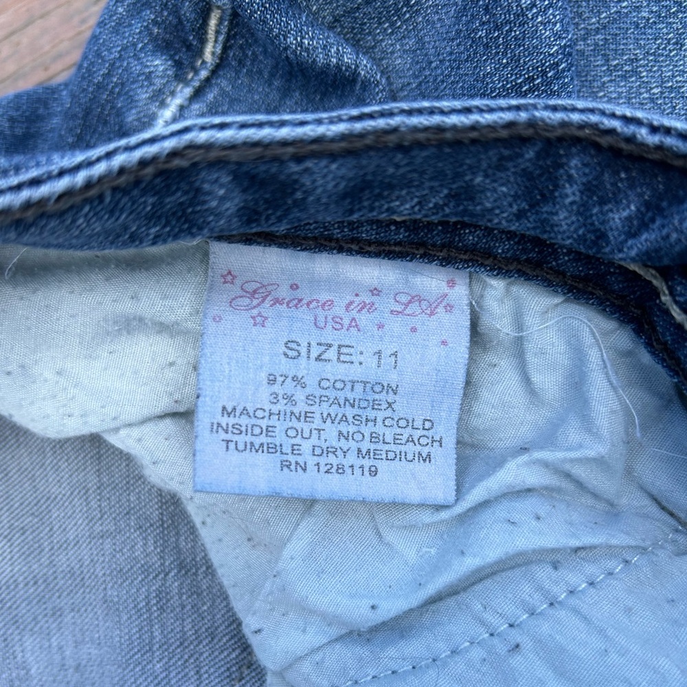 Grace in La bootcut jeans - Picture 6 of 8